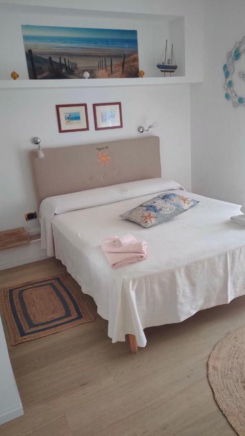 B&B "Raggio Di Sole" Ле Кастела Екстериор снимка