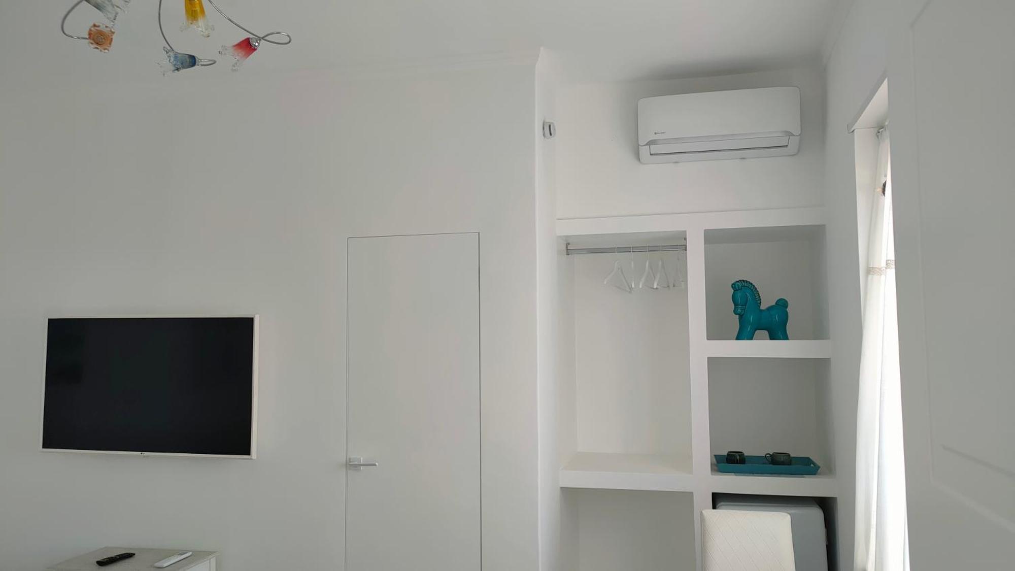 B&B "Raggio Di Sole" Ле Кастела Екстериор снимка